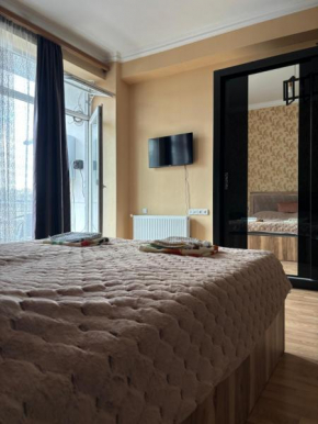 Cozy apartment near Metro
